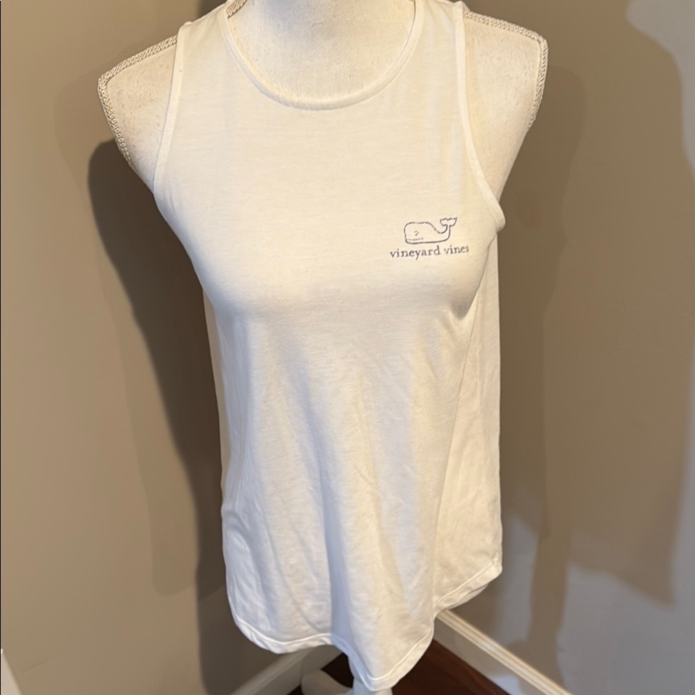 Vineyard Vines rare performance tank top with small vintage whale logo